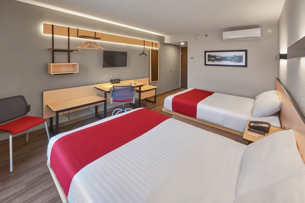 City Express by Marriott Chihuahua Room, 2 Double Beds, Non Smoking 6