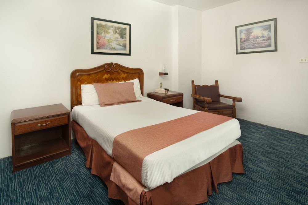 Hotel San Jorge Standard Room, 1 King Bed 3