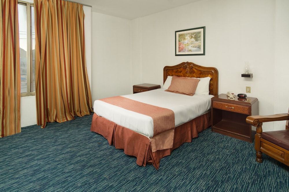 Hotel San Jorge Standard Room, 1 King Bed