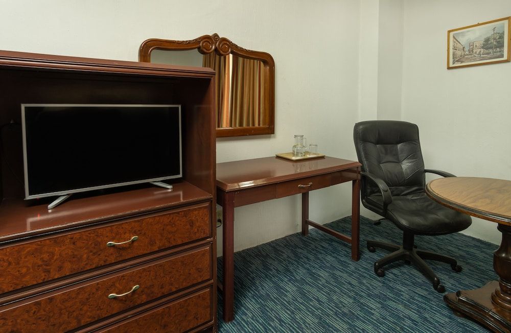 Hotel San Jorge Standard Room, 1 King Bed 8