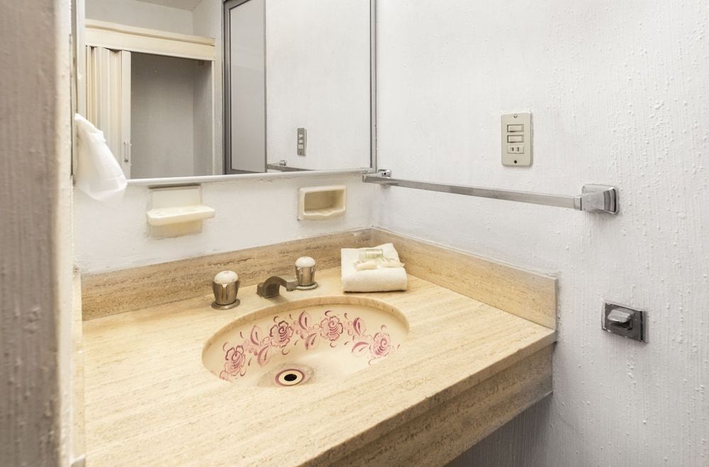 Hotel San Jorge Standard Room, 1 King Bed 6