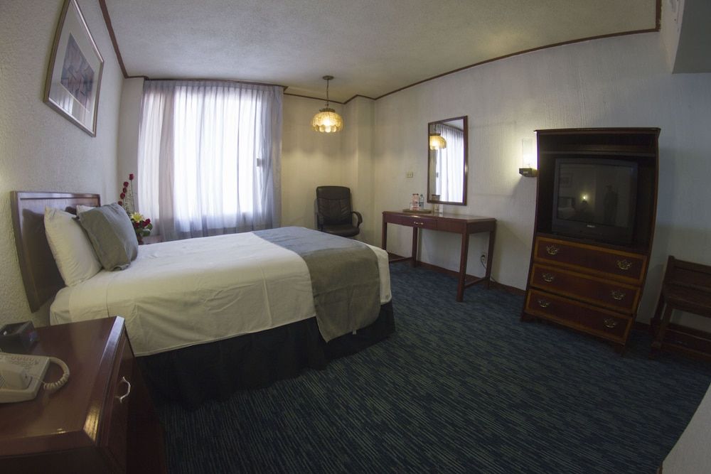 Hotel San Jorge Standard Room, 1 King Bed 4