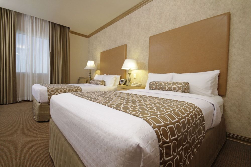 Standard Room, 2 Double Beds, Club Lounge Access