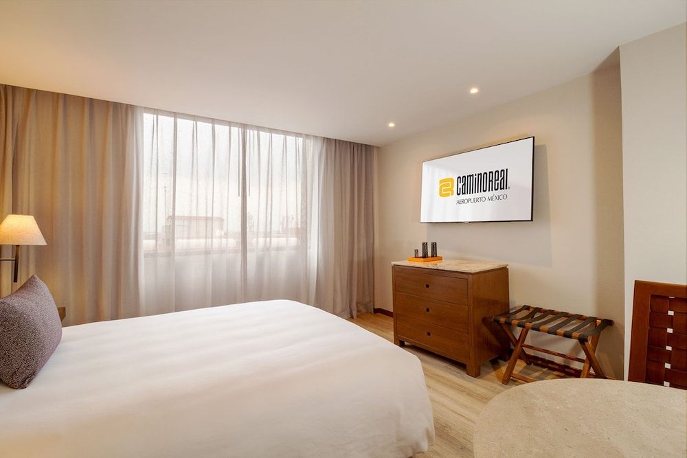 Camino Real Aeropuerto Mexico Deluxe Queen 2