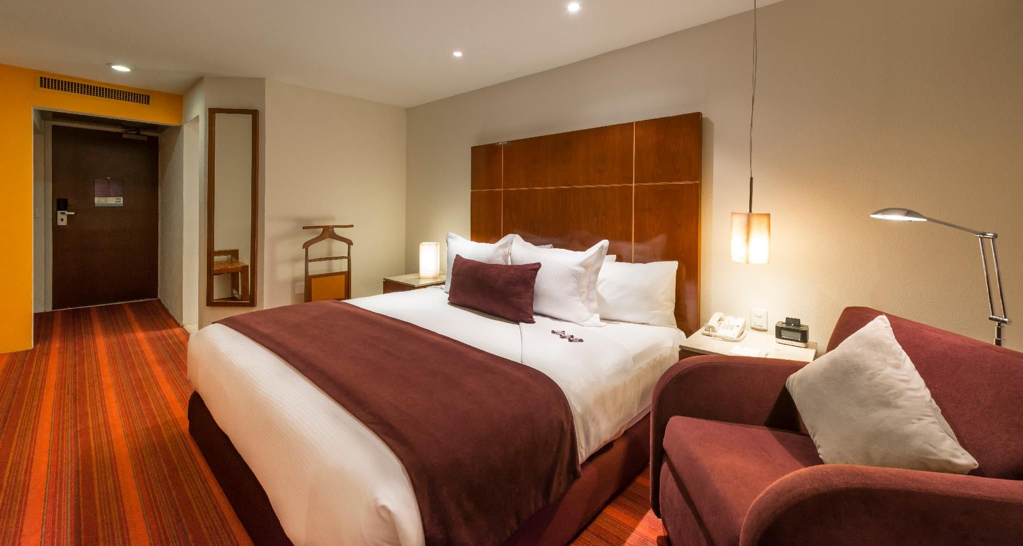 Camino Real Aeropuerto Mexico Deluxe Queen 5