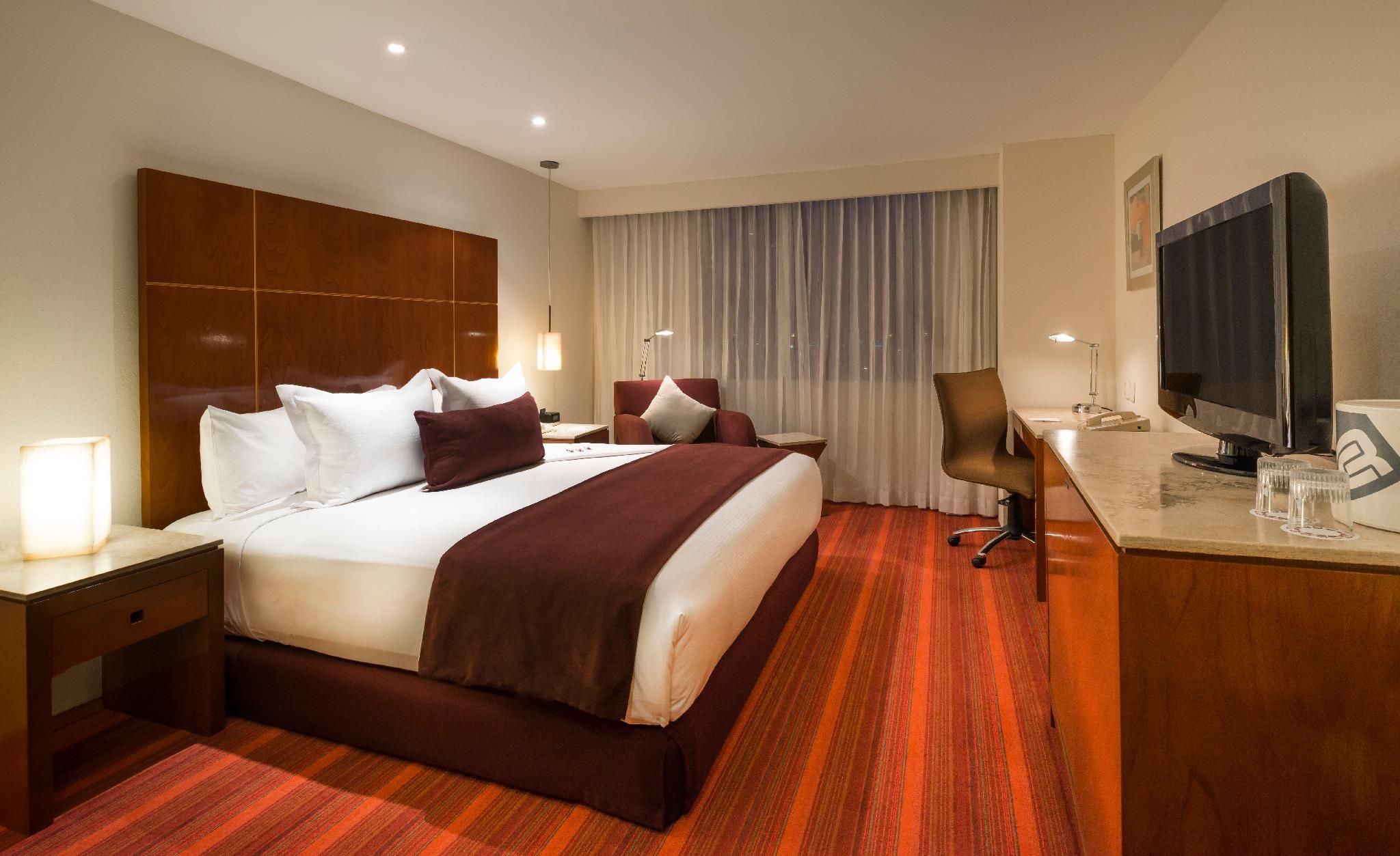 Camino Real Aeropuerto Mexico Deluxe Queen 4