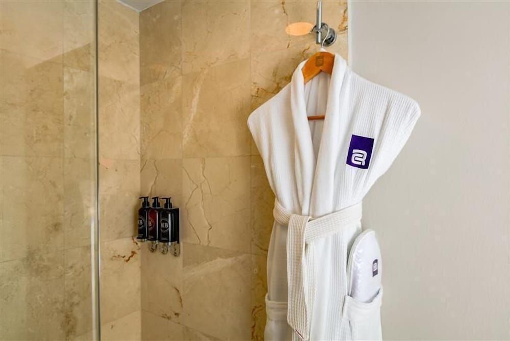 undefined Camino Real Aeropuerto Mexico 8