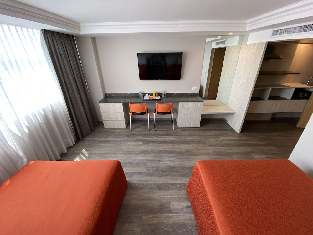 Hotel Benidorm Mexico City Double Room, 2 Double Beds 8