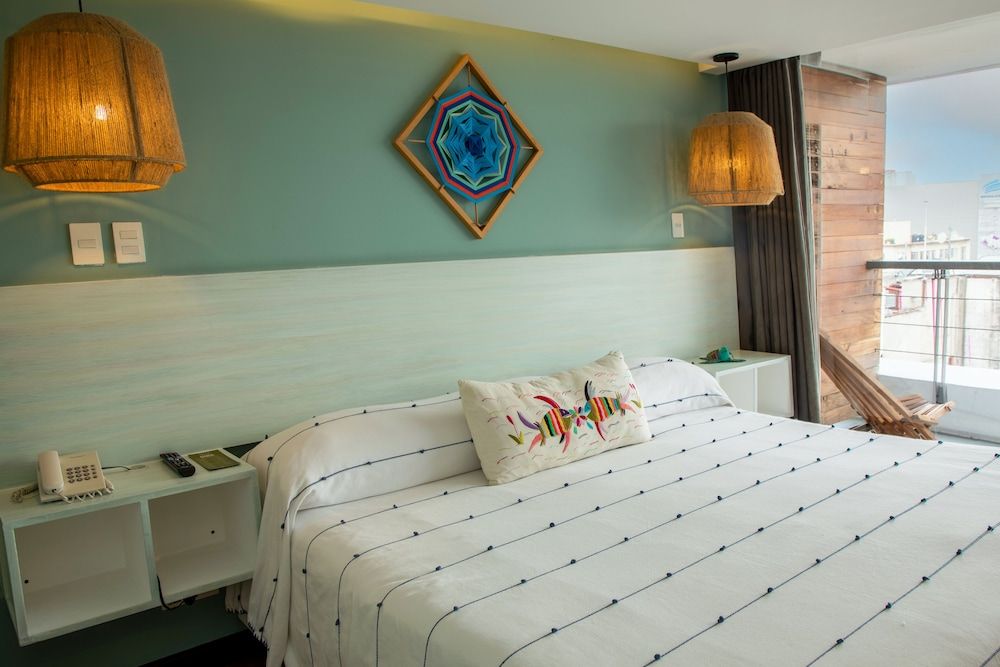 Hotel Fontan Reforma Centro Histórico Upgrade to B Urban King Bed 3