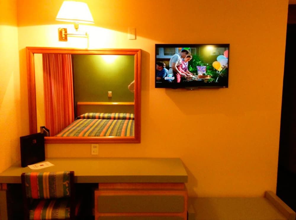 undefined Segovia Regency Hotel 5