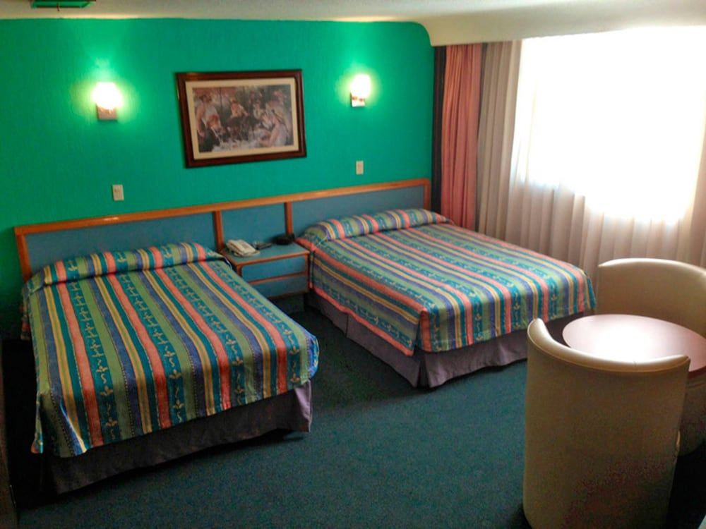 undefined Segovia Regency Hotel 4