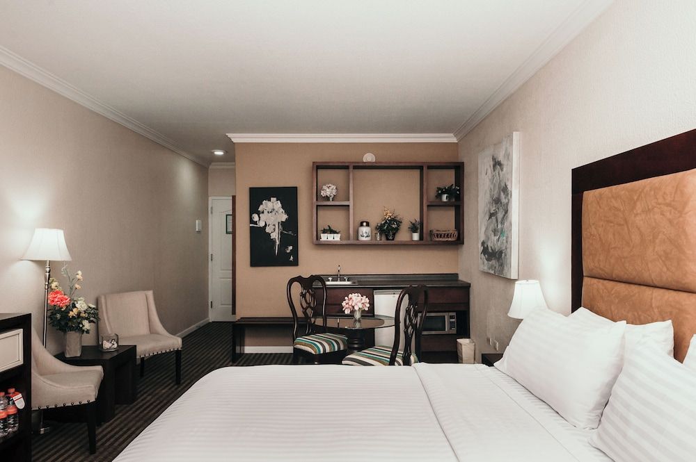 Junior Suite, 1 King Bed