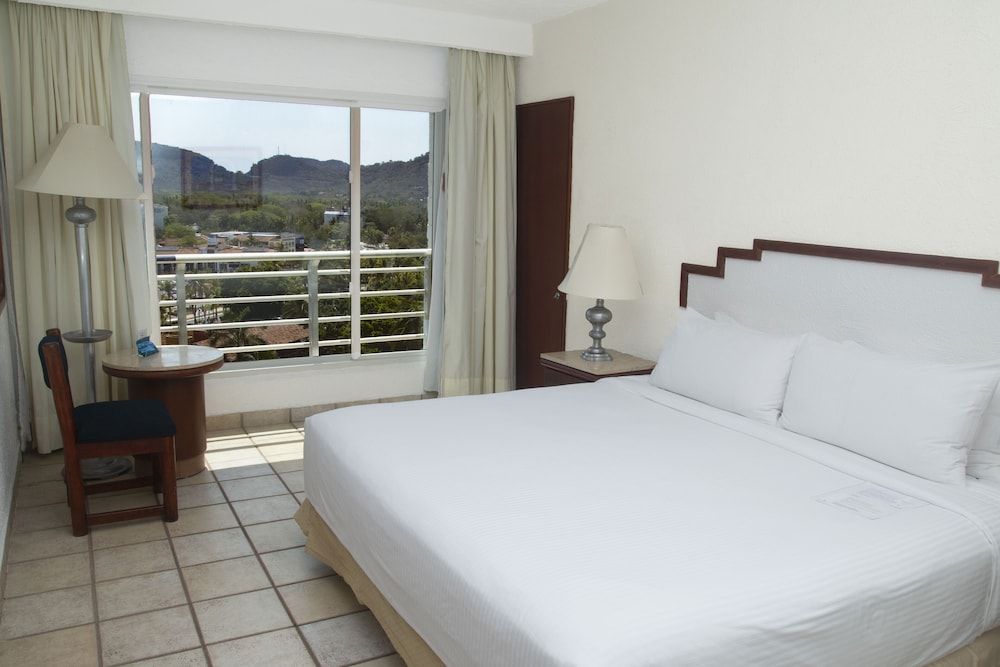 Emporio Ixtapa Standard Double or Twin Room