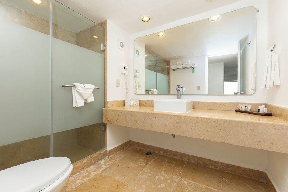 Tesoro Ixtapa Beach Resort Suite, 2 Bedrooms, 2 Bathrooms, Partial Ocean View 13