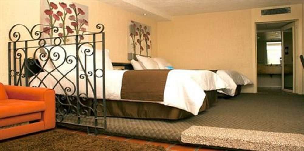Junior Room