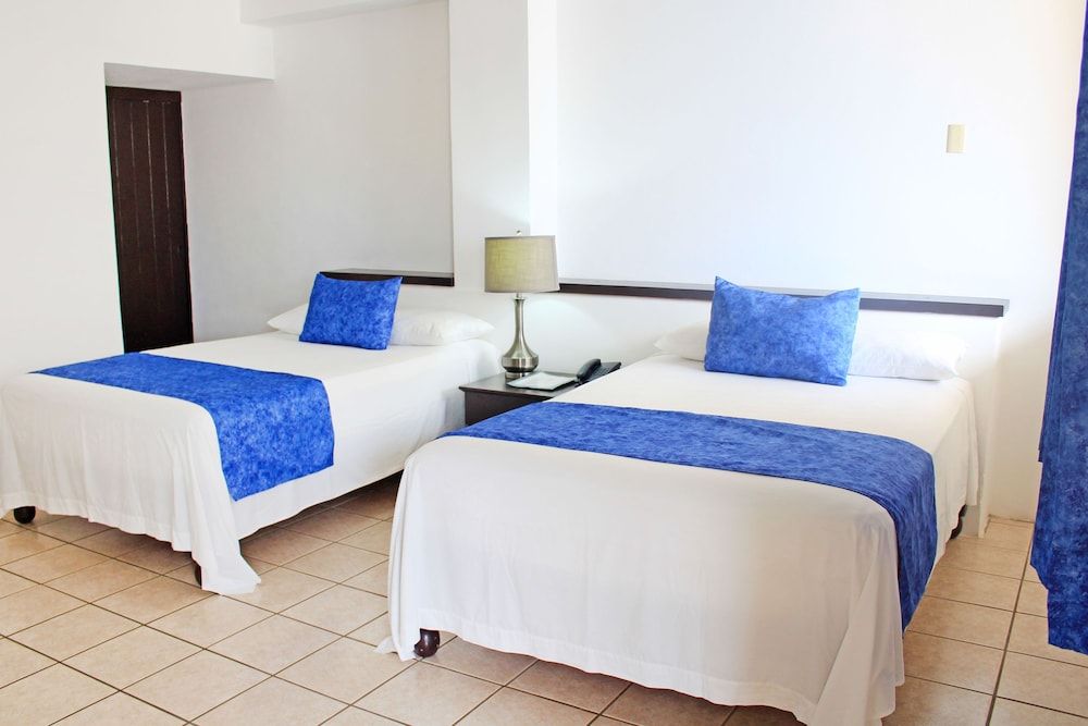 Hotel Delfin PV Beach Resort Standard Room-All Inclusive