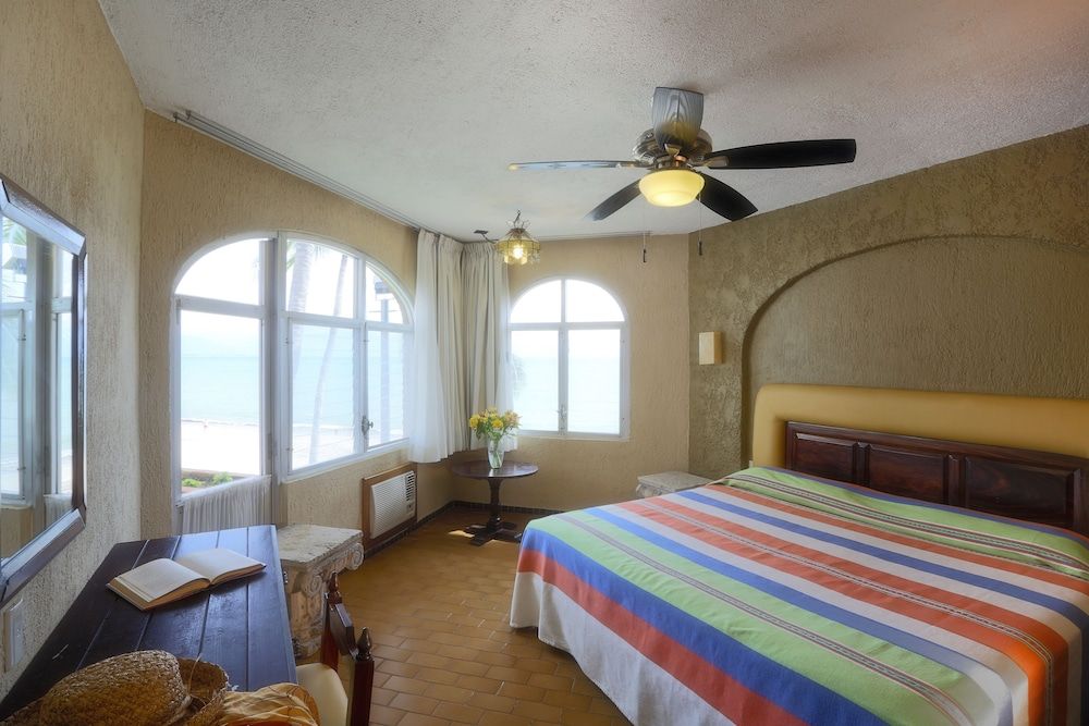 Vista Vallarta All Suites on the Beach Superior Suite, 2 Bedrooms 2