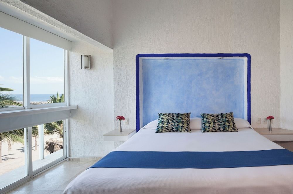 Villa Varadero Superior Room, 1 King Bed, Sea View 3