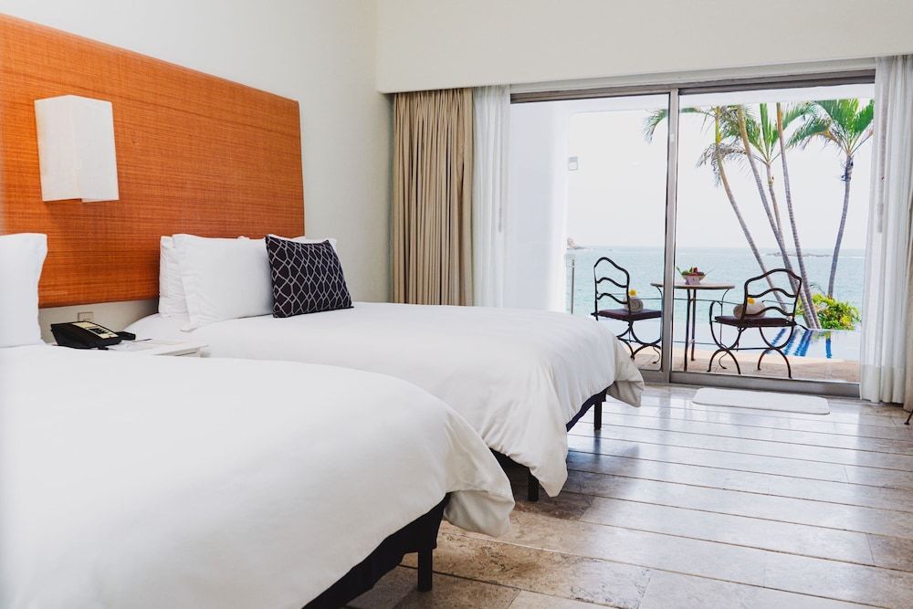 Camino Real Zaashila Huatulco Camino Real Club two beds sea view 2