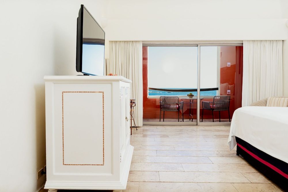 Camino Real Zaashila Huatulco Deluxe King sea view 13