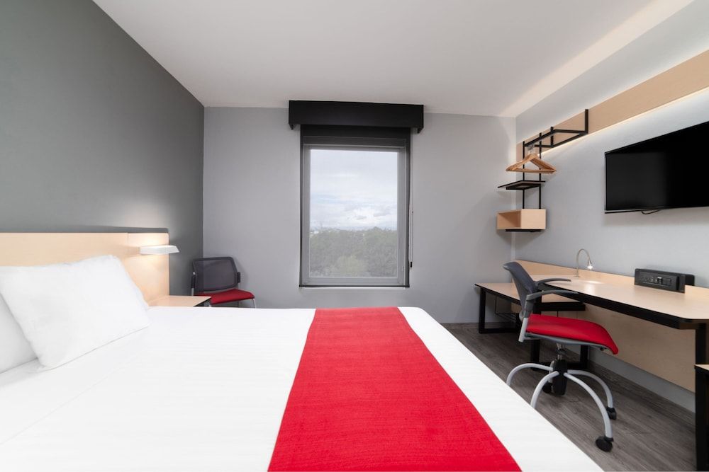 City Express by Marriott Puebla Centro Room, 1 Queen Bed 2