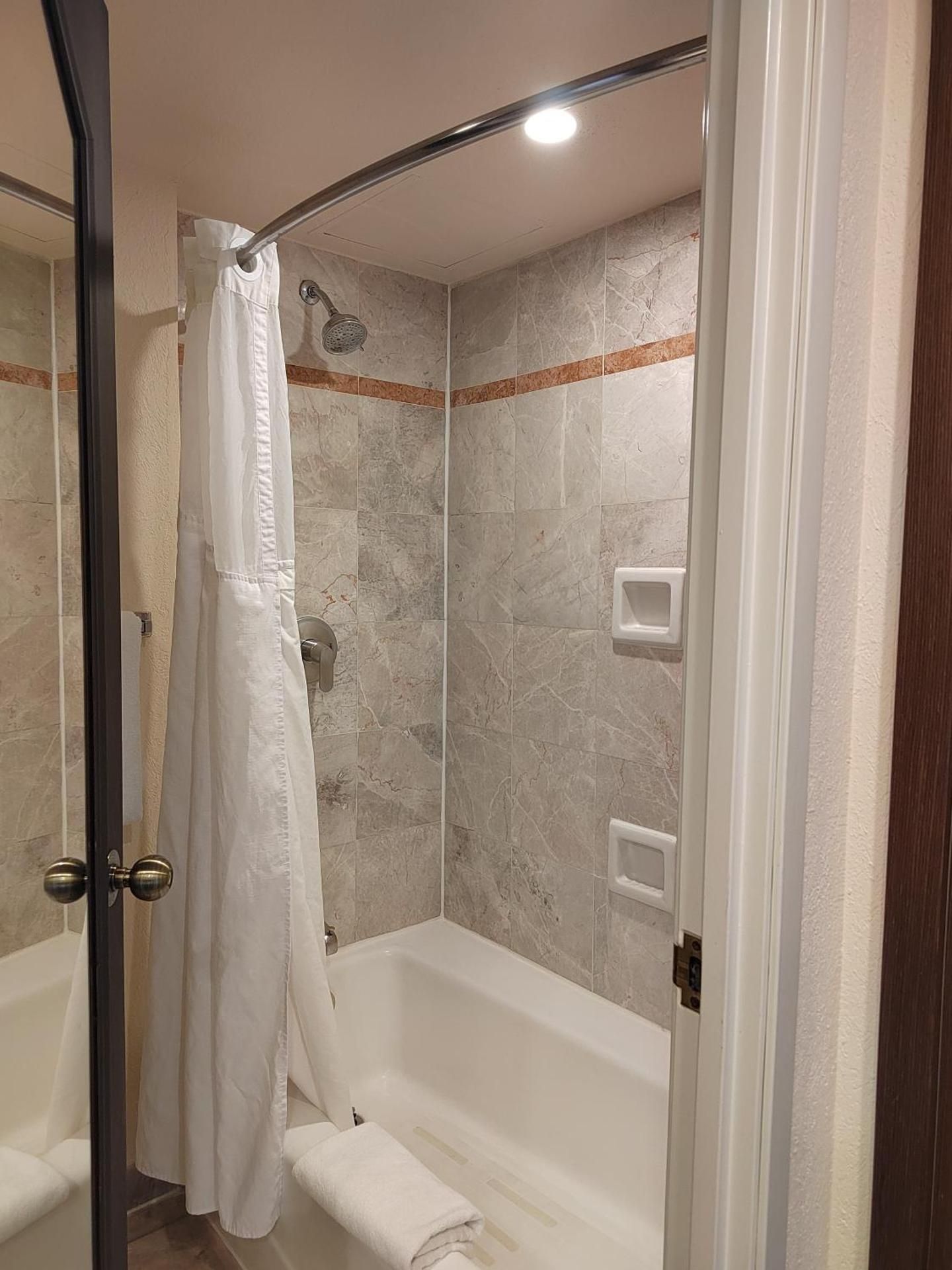 1 King 1 Bedroom Suite