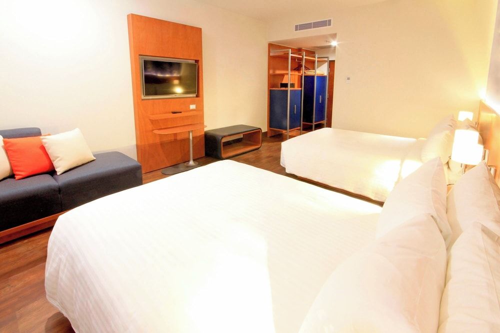 Room, 2 Queen Beds
