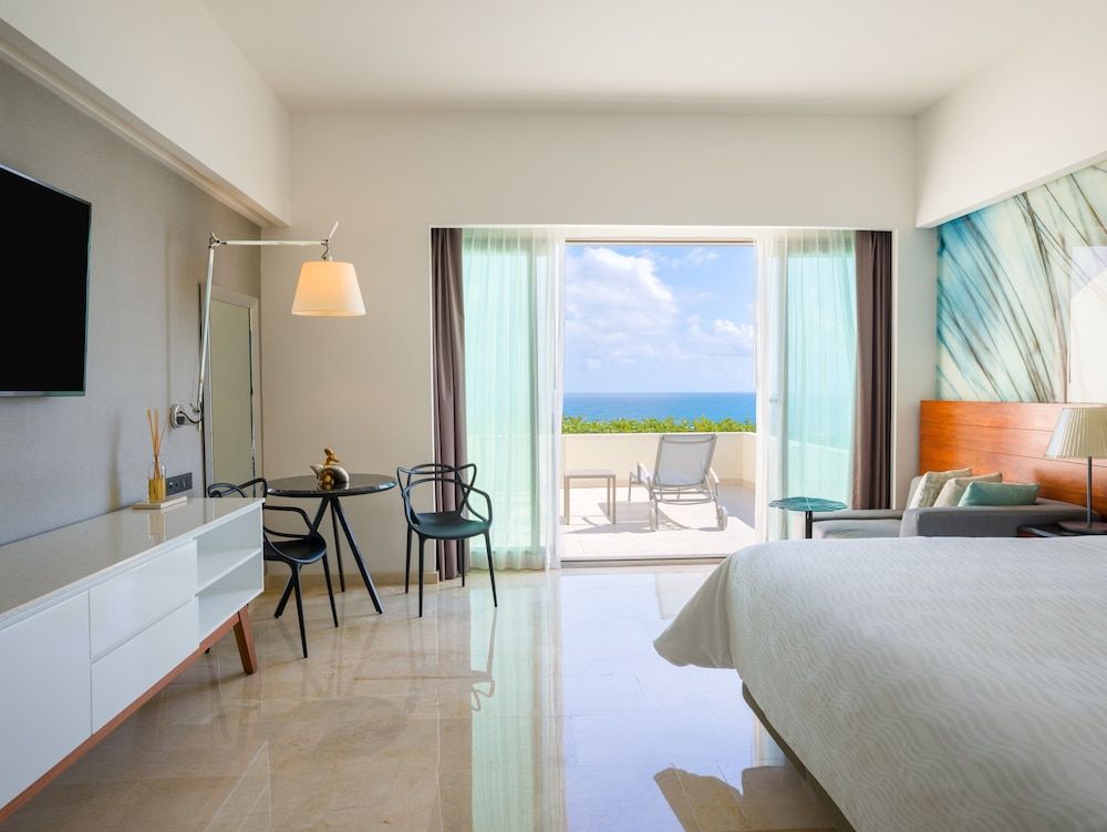 Premium Room, 1 King Bed, Terrace, Oceanfront