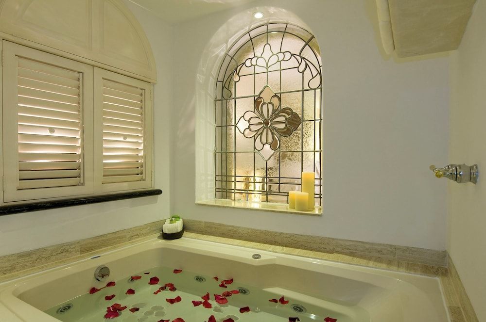 Private Spa Tub