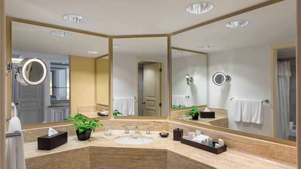 Grand Fiesta Americana Coral Beach Cancun - All Inclusive Ocean View Suite (1 King) 4