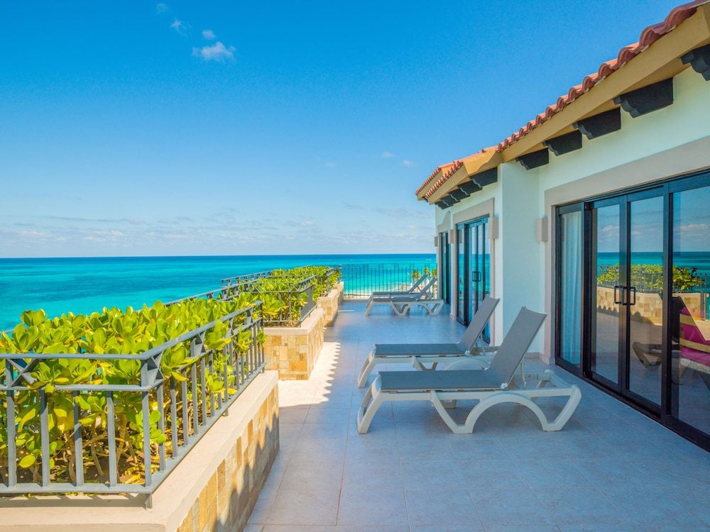 undefined Fiesta Americana Cancun Villas 2