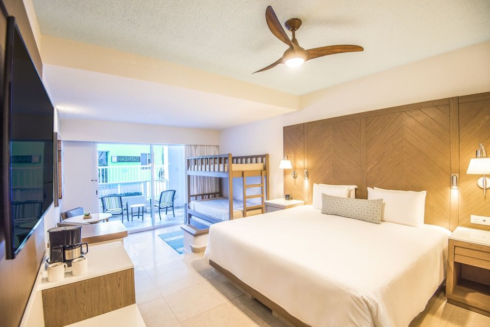 Junior Room, Multiple Beds (Family)
