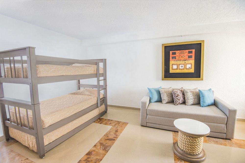 Suite, 1 Bedroom (Master)