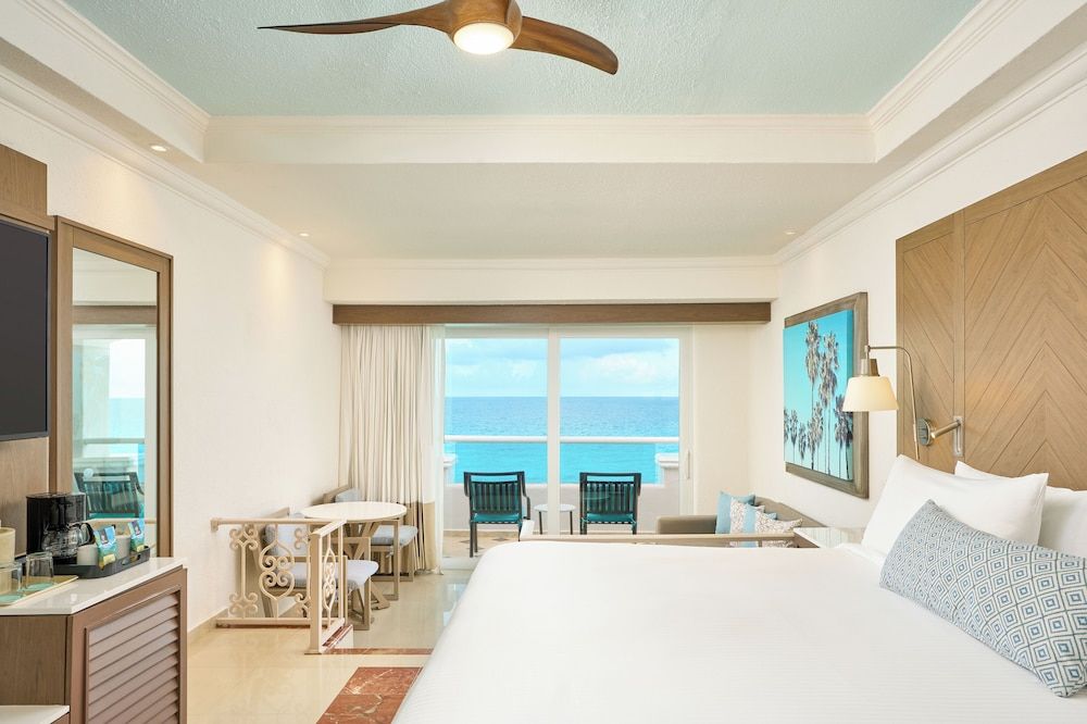 Suite, 1 Bedroom, Oceanfront (Master)
