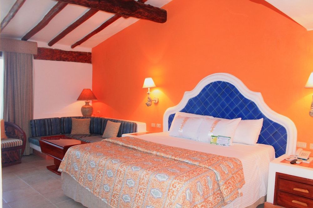 Casa del Mar Cozumel Hotel & Dive Resort Family Room, 2 Bedrooms, Connecting Rooms, Ocean View