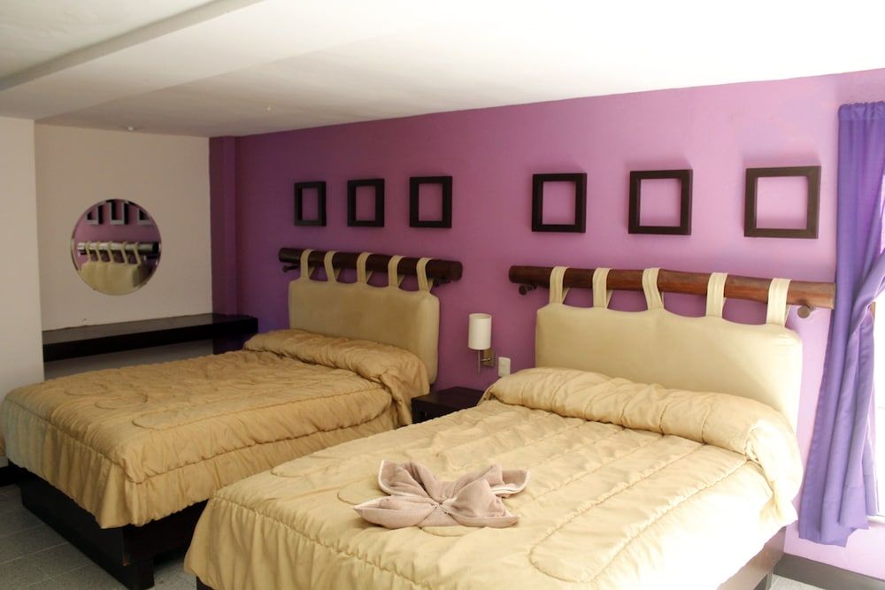 Standard Room, 2 Double Beds