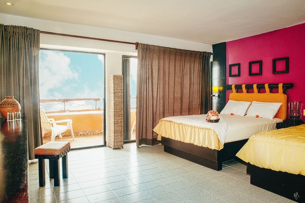 Standard Room, 2 Double Beds, Ocean View
