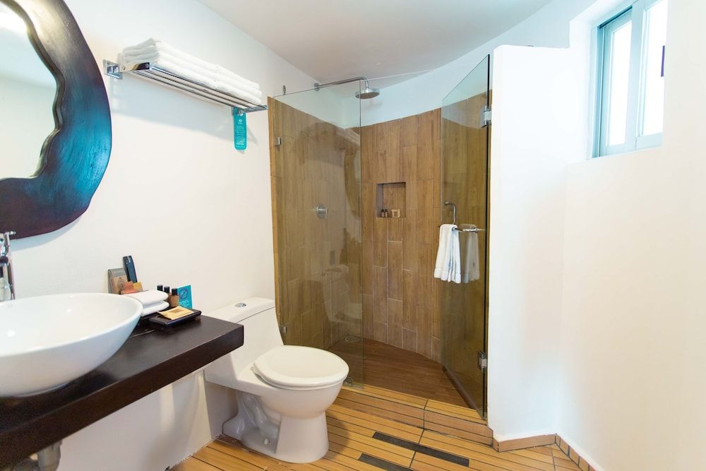 Mia Reef Isla Mujeres - All Inclusive Deluxe Villa Ocean Front Suite 6