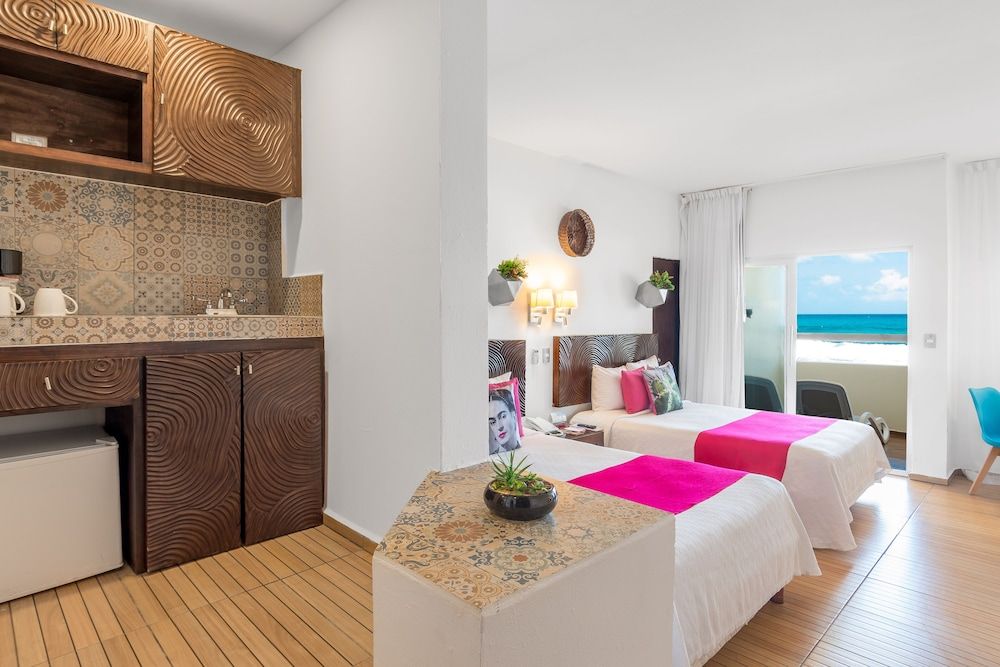 Mia Reef Isla Mujeres - All Inclusive Deluxe Villa Ocean Front Suite 2