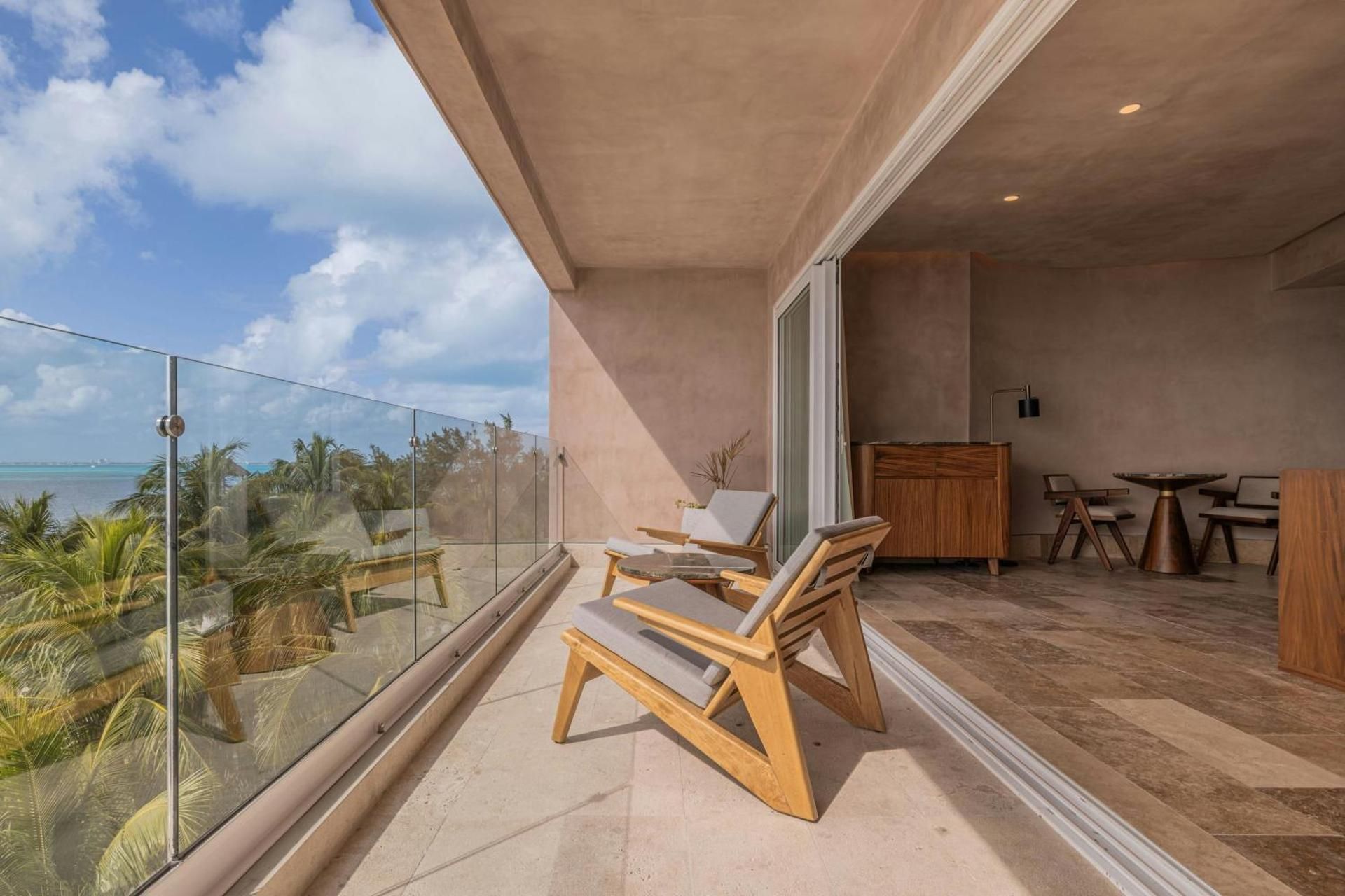 Grand, Suite, 1 King, Oceanfront, Balcony