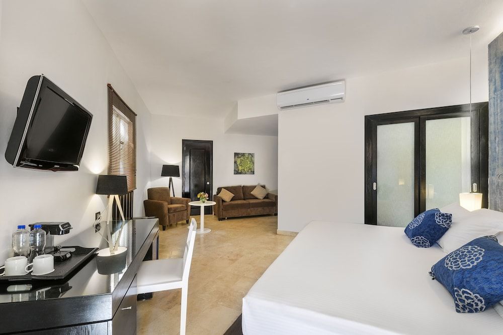 Ocean Maya Royale - Adults Only -  All Inclusive Maya Superior Deluxe 2