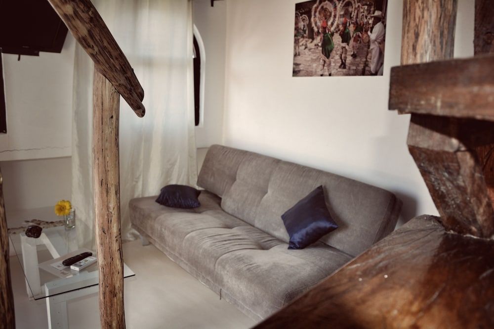 Kinbe Hotel Boutique Loft, 1 King Bed with Sofa bed 7