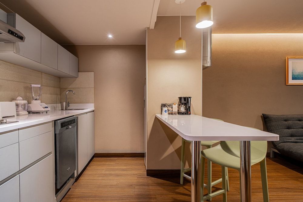 City Express Suites by Marriott Querétaro