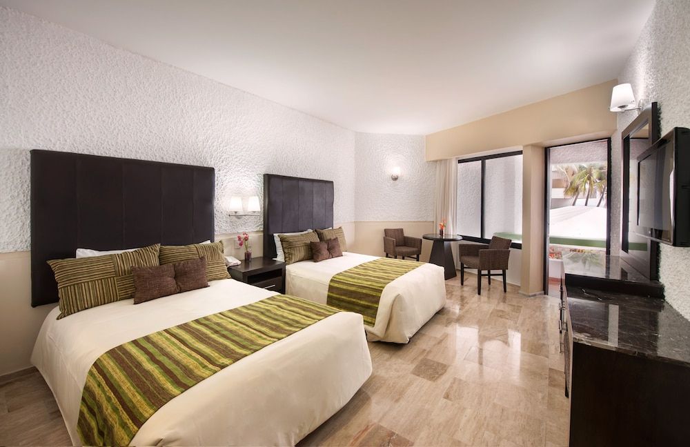 El Cid Castilla Beach Hotel Room, Pool View 2