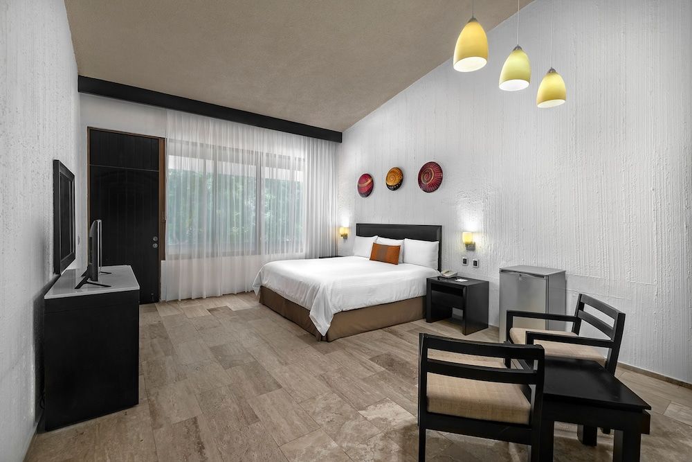 El Cid Granada One Bedroom Suite 4