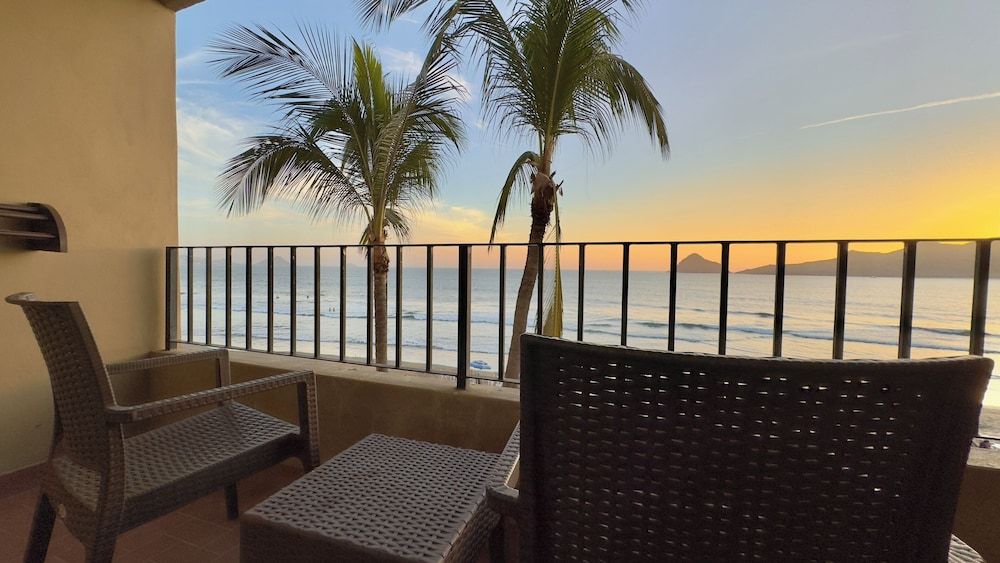 Hotel Playa Mazatlan Habitacion Estandar Vista al Mar solo hospedaje 10