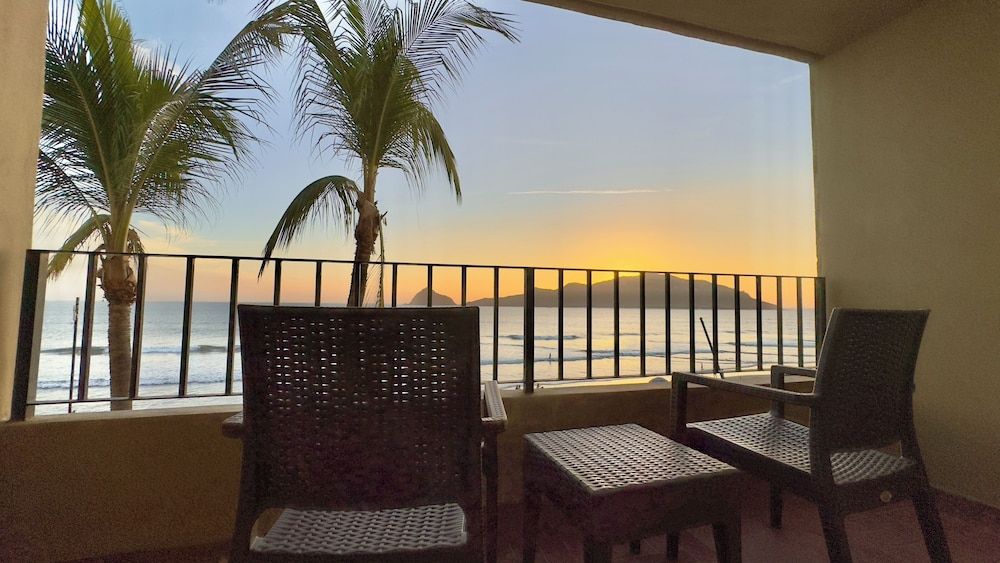 Hotel Playa Mazatlan Habitacion Estandar Vista al Mar solo hospedaje 7