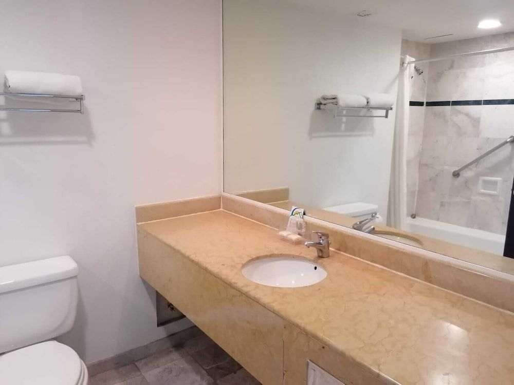 Sierra Huasteca Inn Classic Room 3