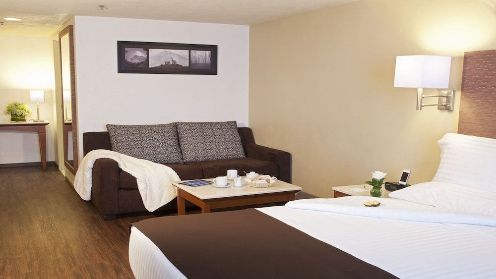 Premium Room, 1 King Bed