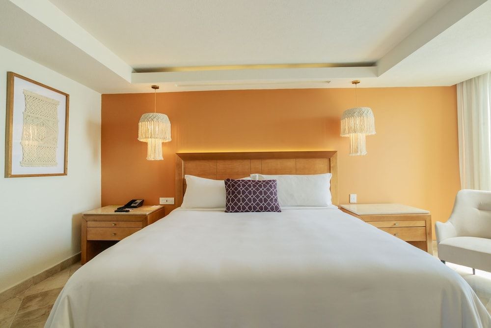 Camino Real Veracruz Deluxe Superior King Ocean View 3